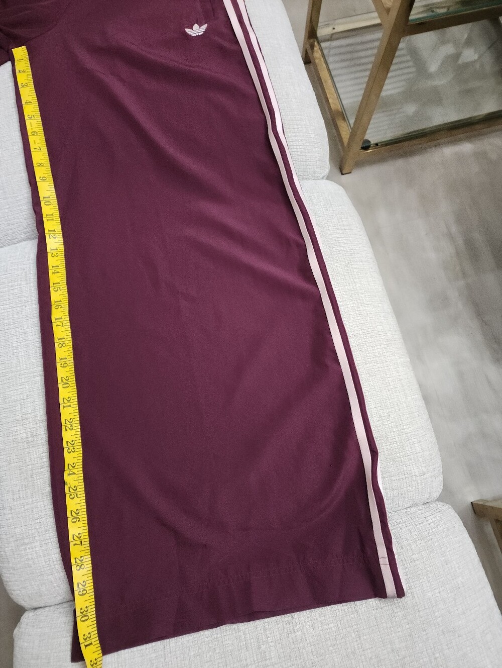 Adidas Adilenium 5.0 pleated track pants feature a wide-leg. - Picture 4 of 4